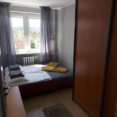 Apartament Apartament Bzowa *