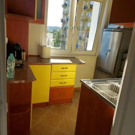 Apartament Bzowa *